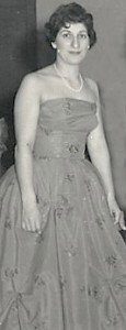 Aunt Mary is my mother\'s Maid of Honor in 1953